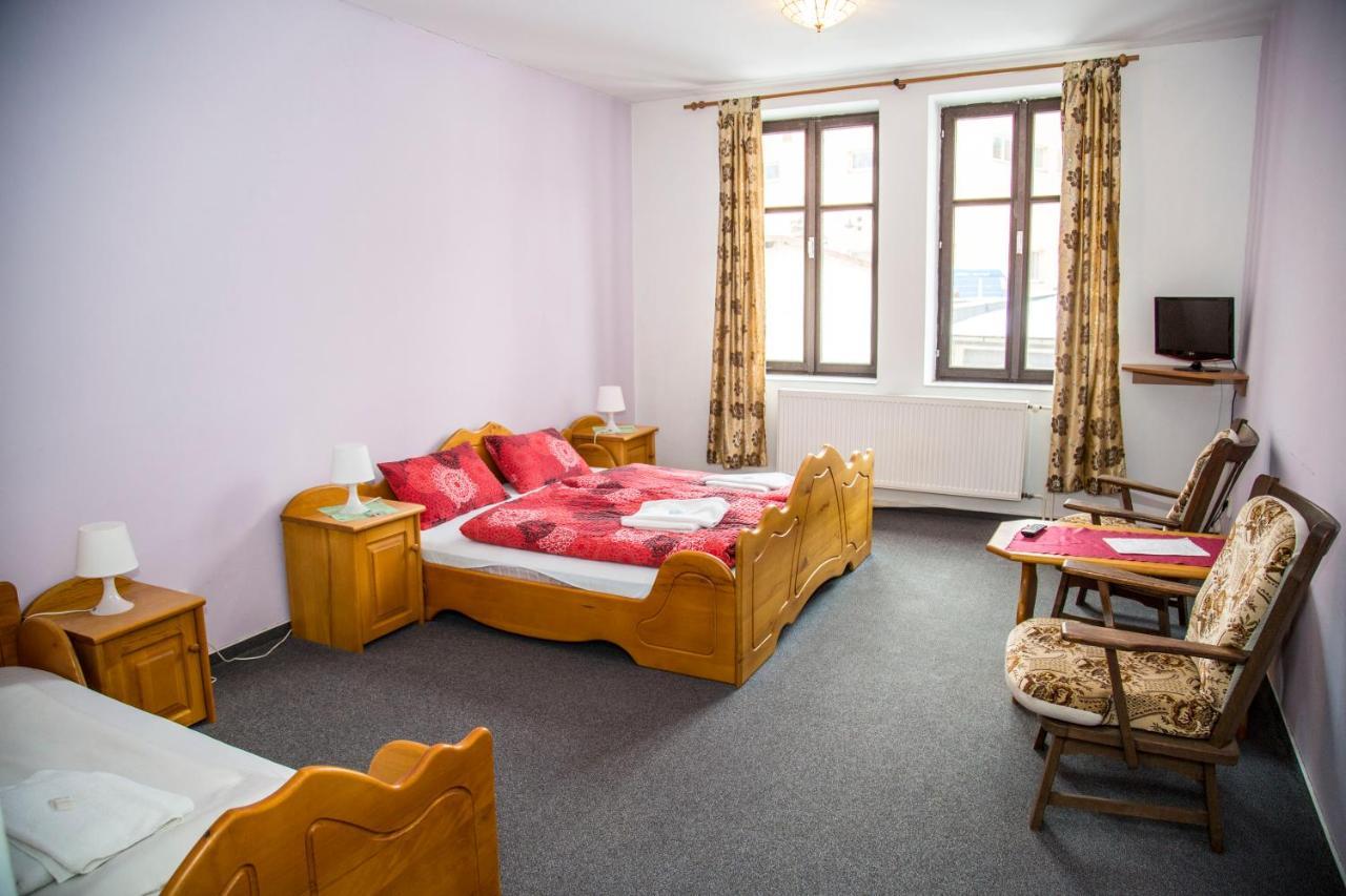 Hotel U Mesta Prahy Nachod Exterior photo